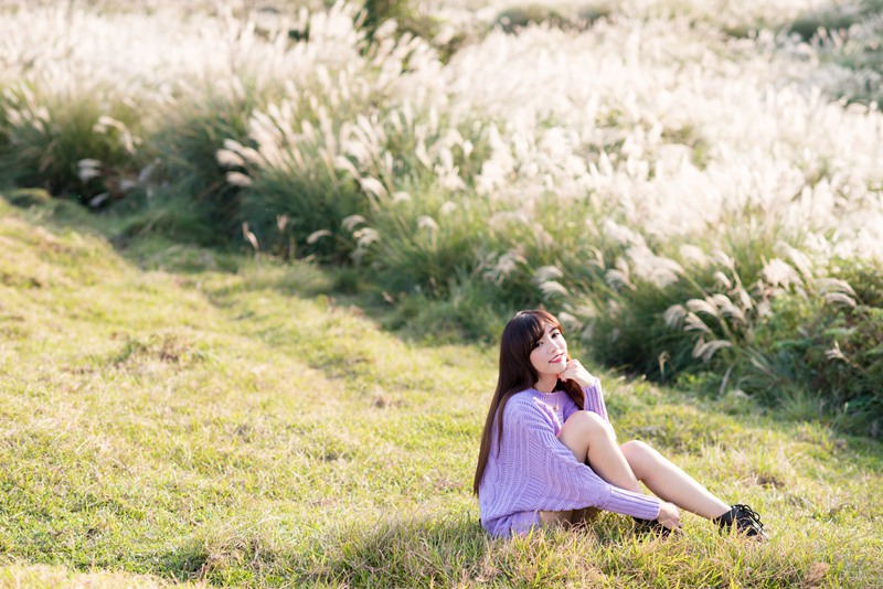 田野里温柔可人清纯照  第22张