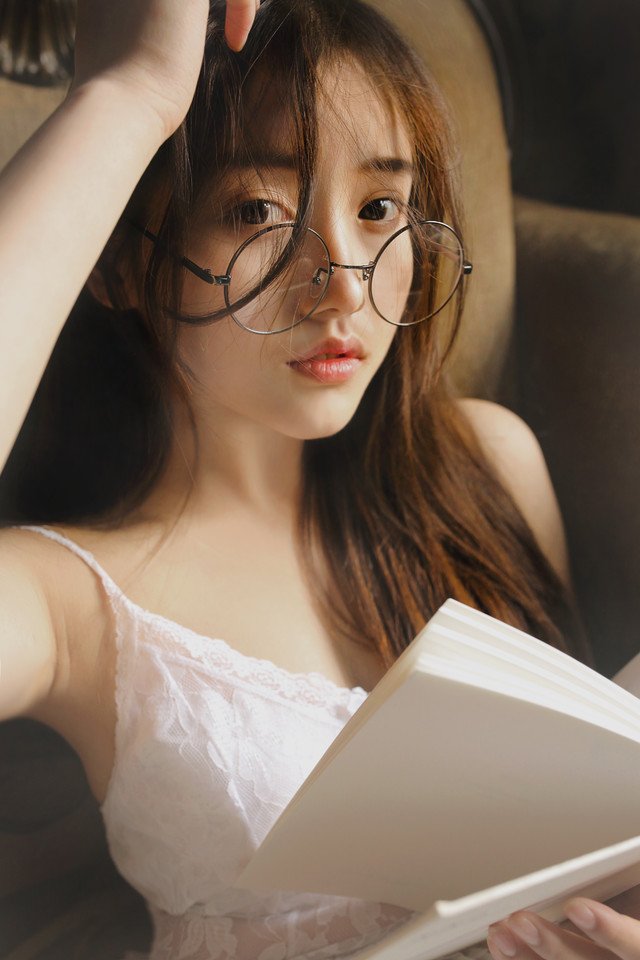 私房动人的清纯小美女  第4张