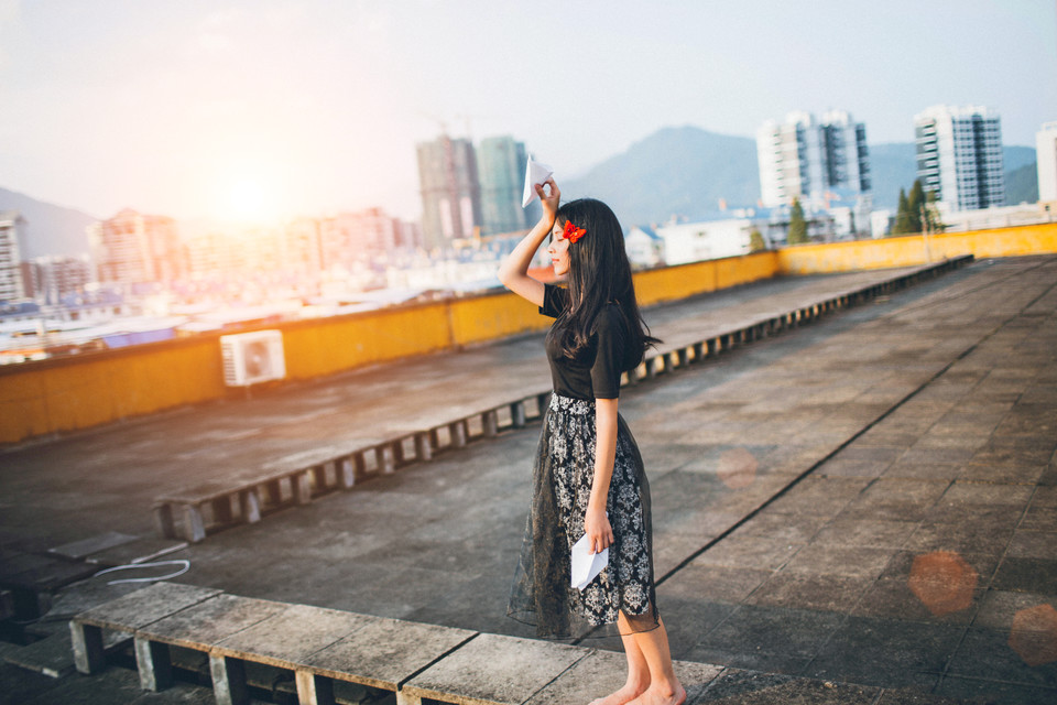 天台黄昏时的唯美迷人图  第4张