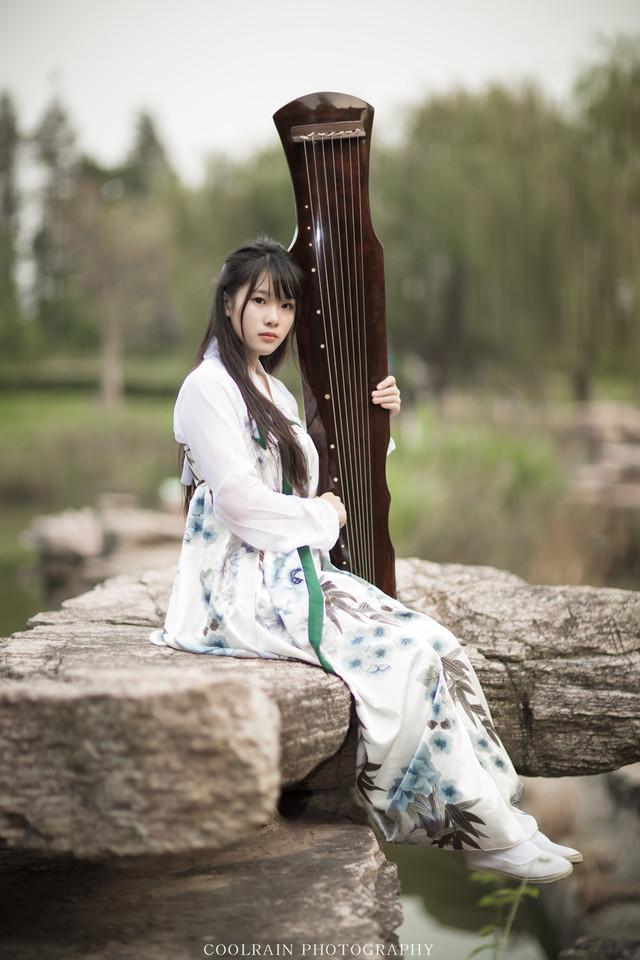 古筝女子户外清纯唯美图  第24张