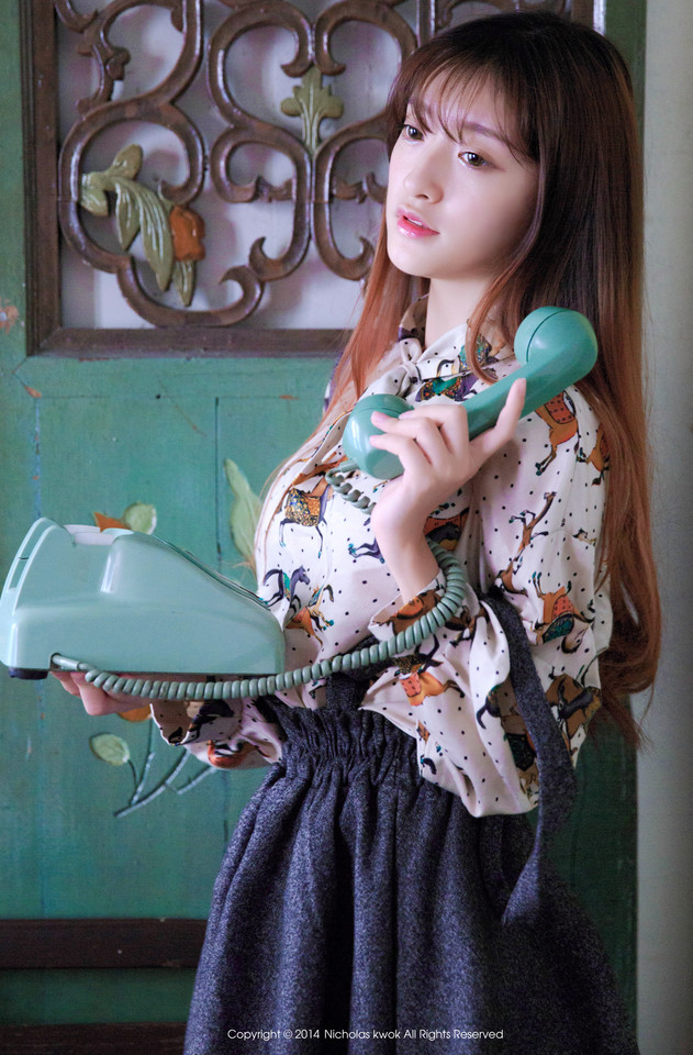 午后时光的清纯女子  第4张