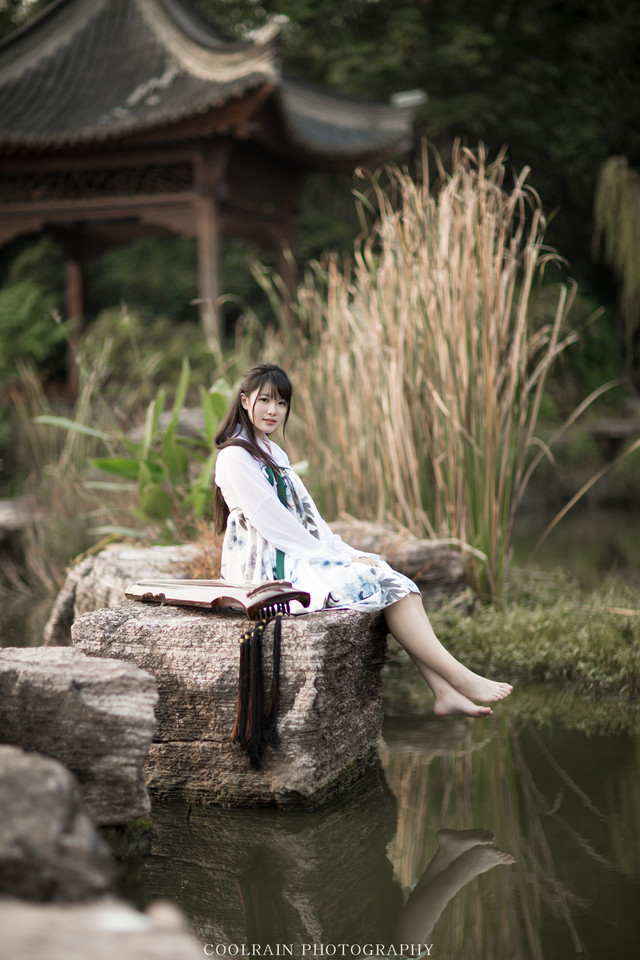 古筝女子户外清纯唯美图  第12张