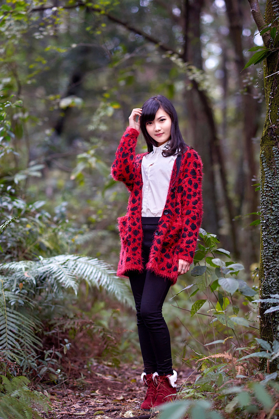 时尚美女清纯迷人图  第1张