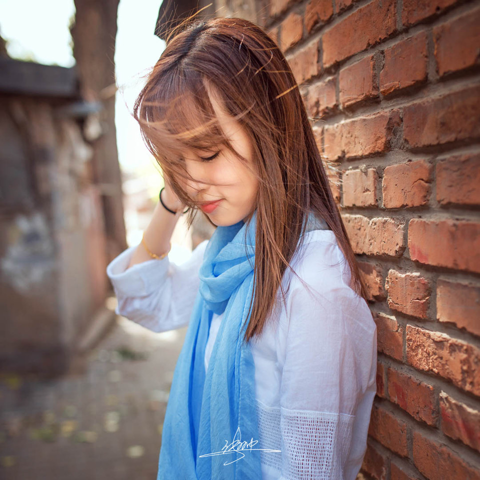 清纯美女户外小清晰写真  第5张