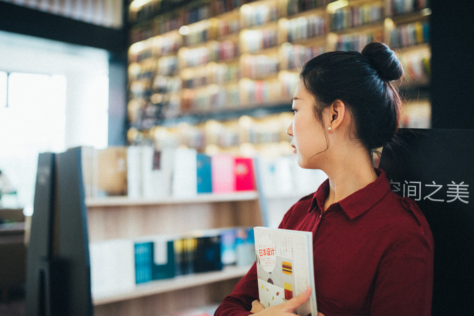 图书馆清纯卖萌女  第13张