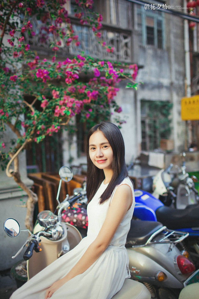 时光静默的清纯甜美女子  第13张