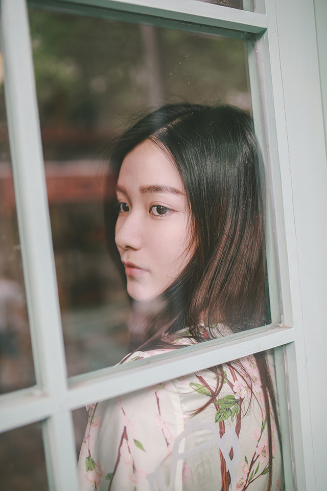 碎花美眉私房迷人清纯图片  第10张