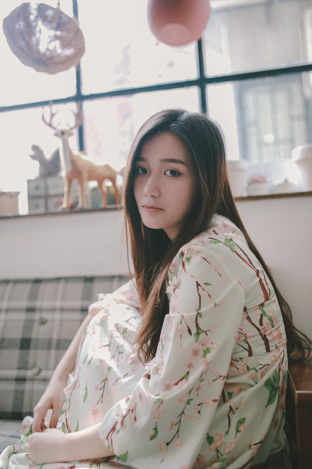 碎花美眉私房迷人清纯图片  第14张