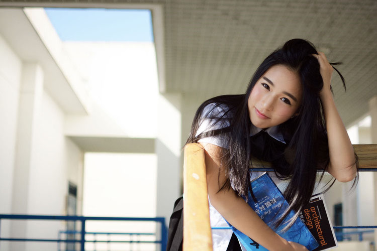 校花的清纯可人丽人  第4张