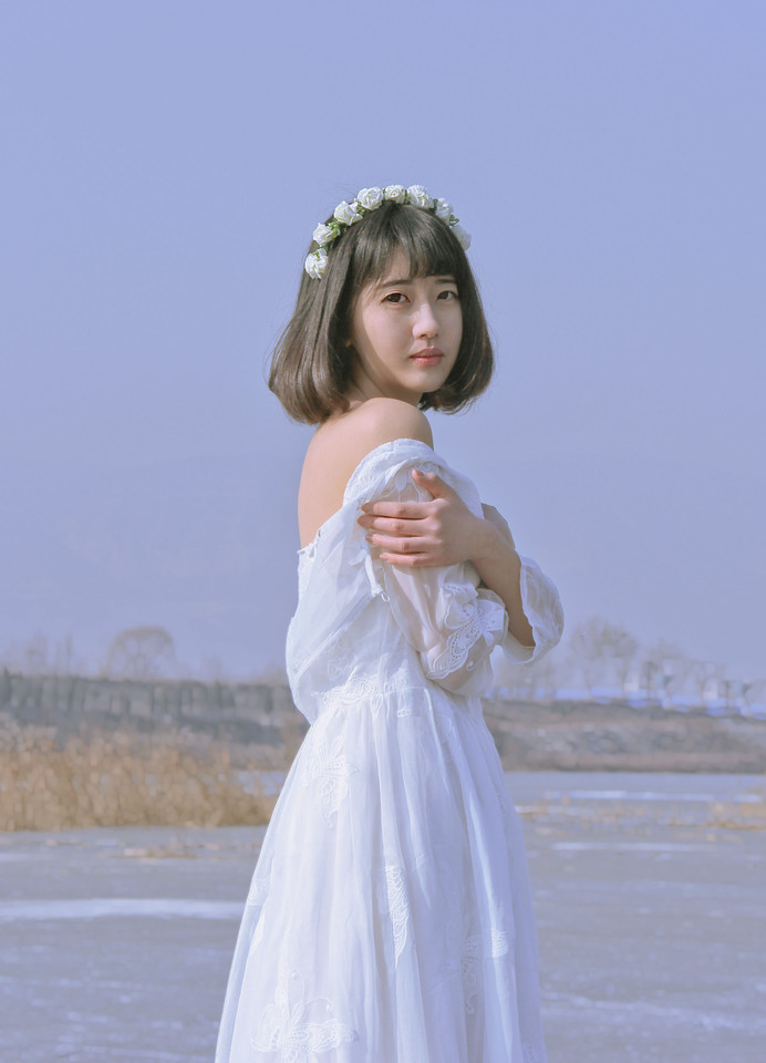 花环少女海边白裙飘飘  第15张