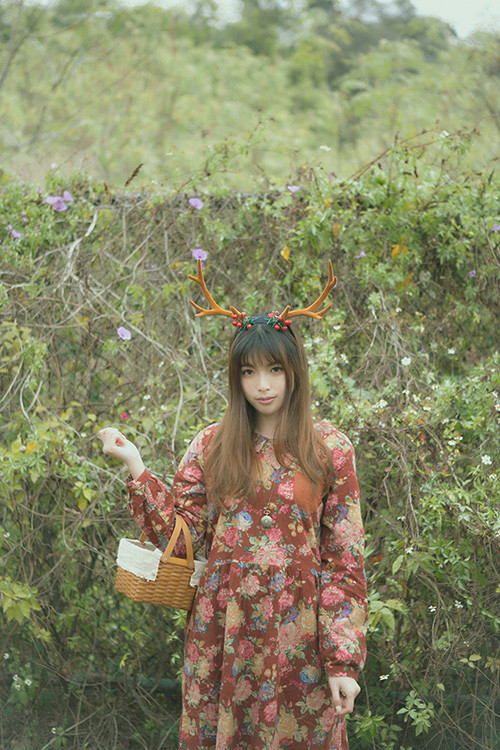 童话里的长发迷人女子  第8张