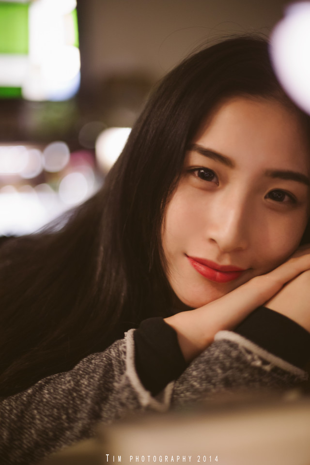 呆萌女子清纯迷人图  第4张