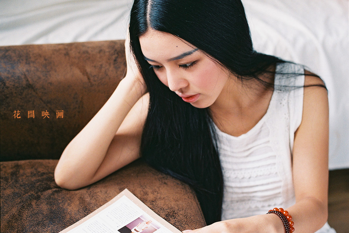 长发女神的休闲午后  第11张