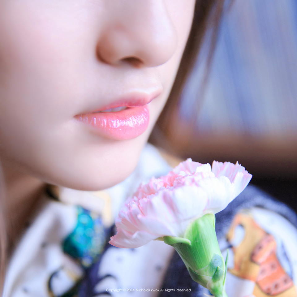 午后时光的清纯女子  第1张