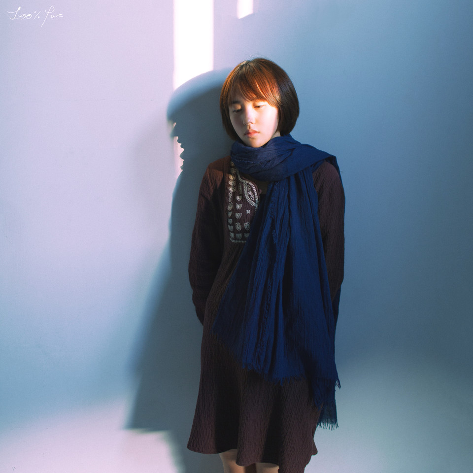 短发女子的清纯唯美写真图  第11张