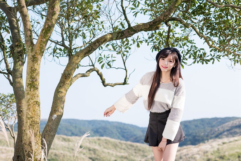 田野里温柔可人清纯照  第14张