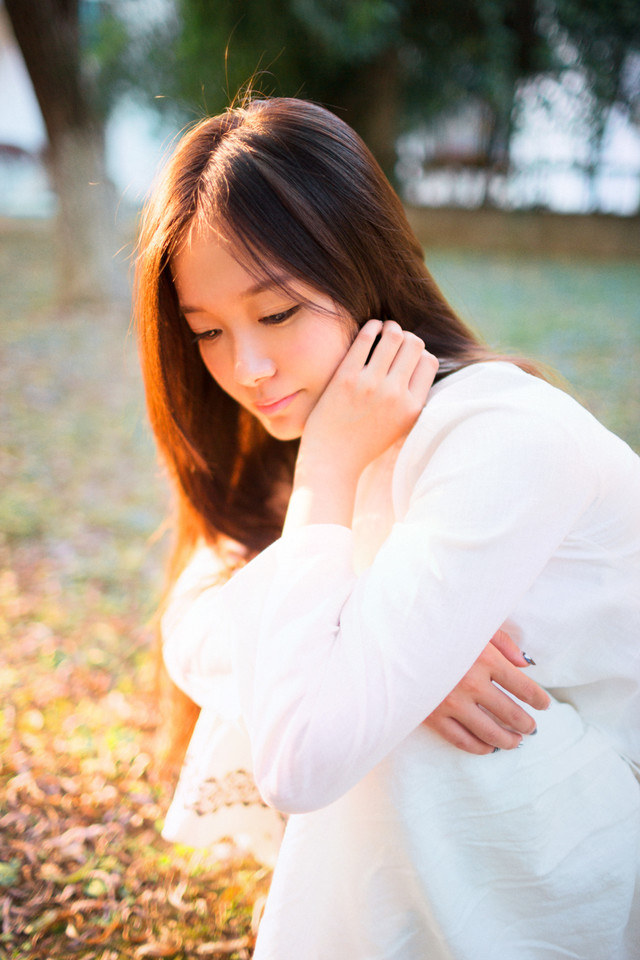 白衣美女犹如出镜图  第13张