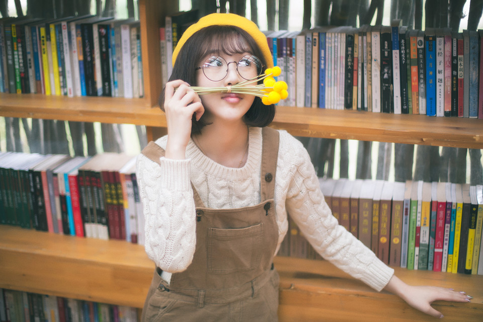 背带裤女子的书馆开学季的到来  第13张