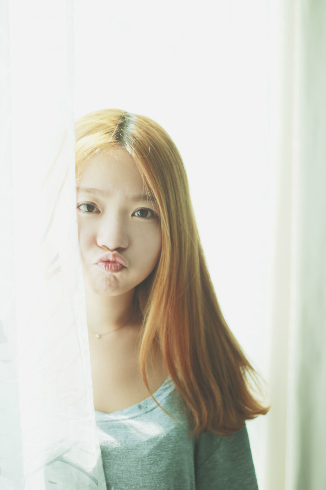 阳光下清纯甜美女生  第12张