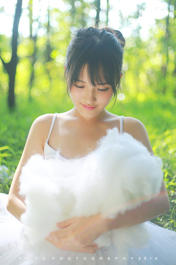 夏日美女在森林中舞动身姿  第10张