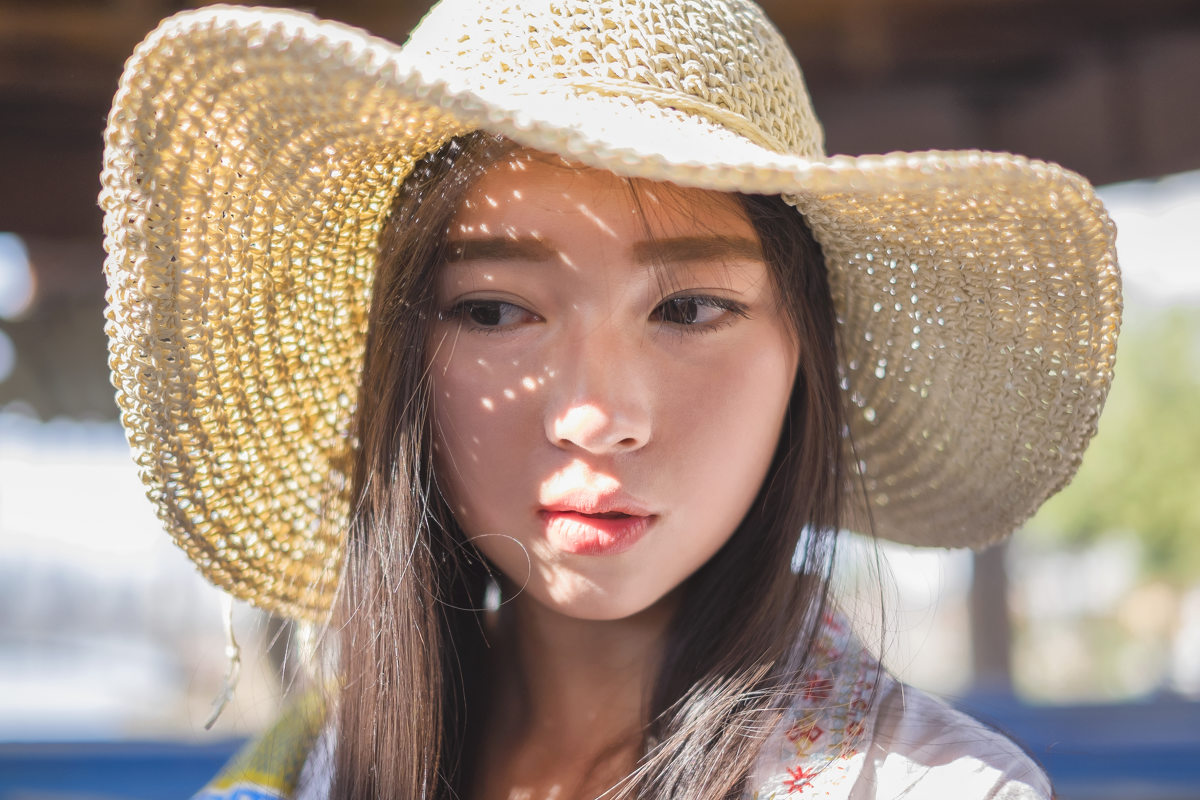 甜美笑容的户外清纯美女  第9张