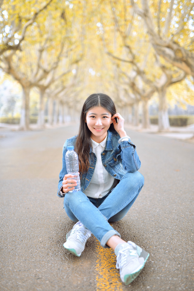 秋日清纯迷人长发美女  第20张