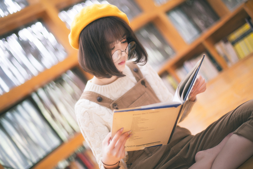 背带裤女子的书馆开学季的到来  第17张