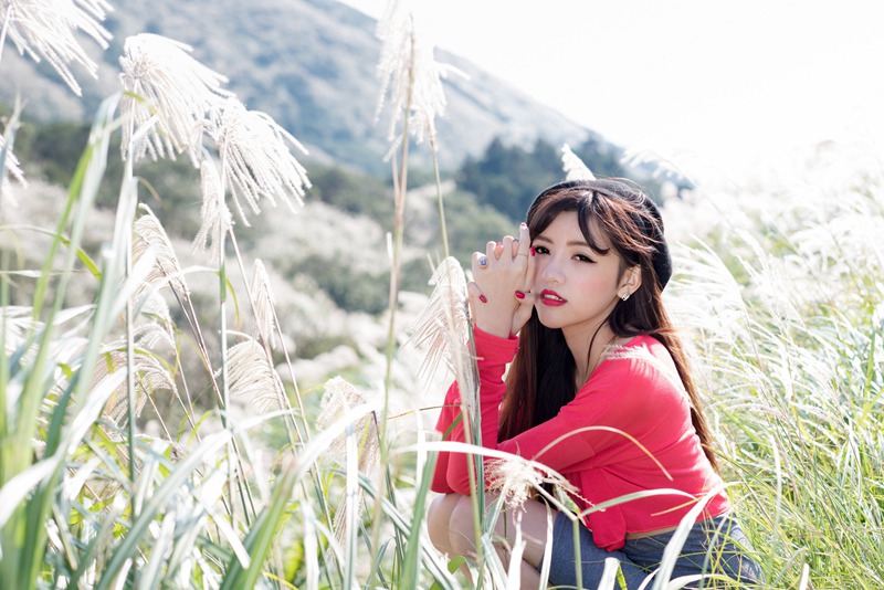 田野里温柔可人清纯照  第10张