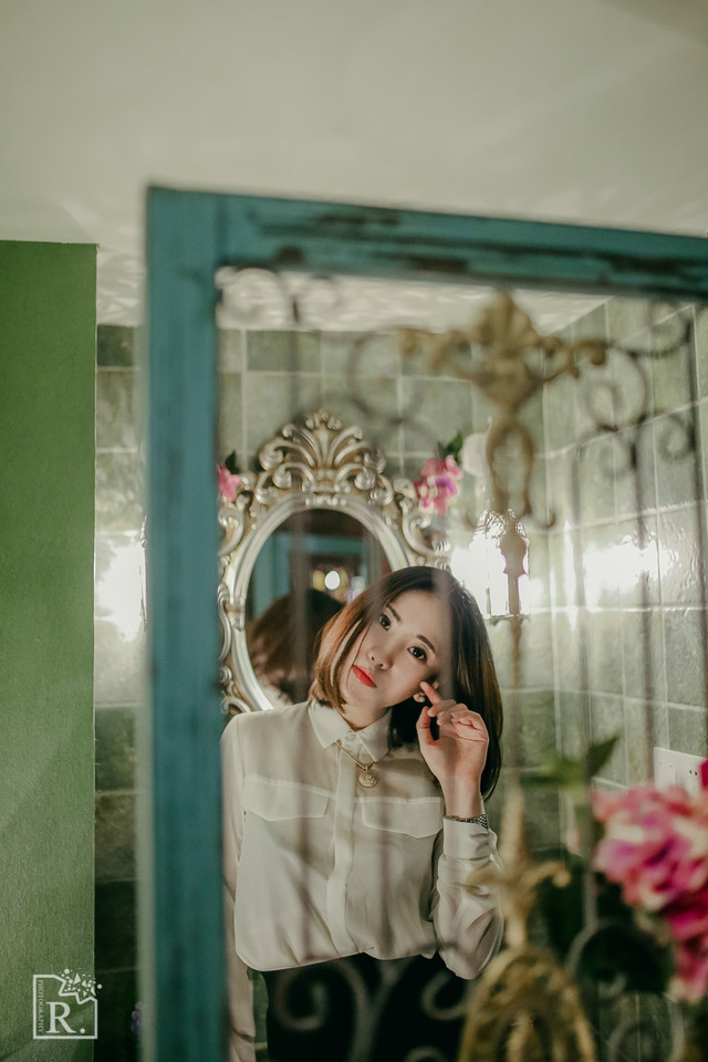 短发女子秀气时尚写真  第6张