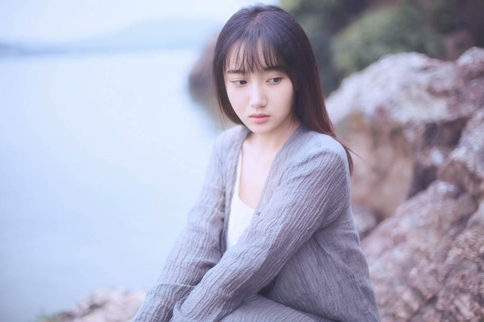 一花一世界的水上清纯妹子  第1张