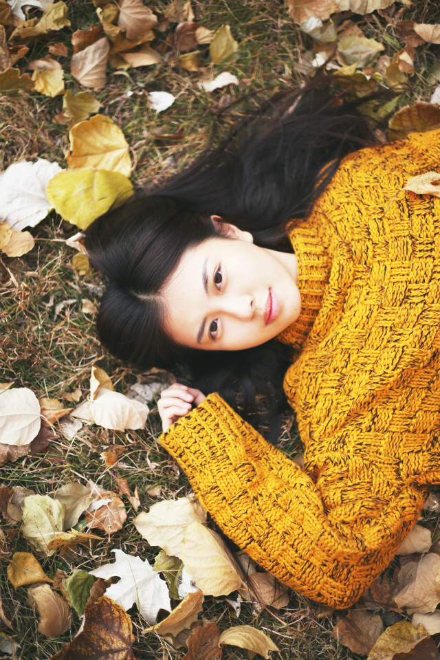 深秋暖阳下清纯甜美姑娘  第14张