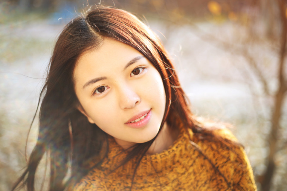 深秋暖阳下清纯甜美姑娘  第6张