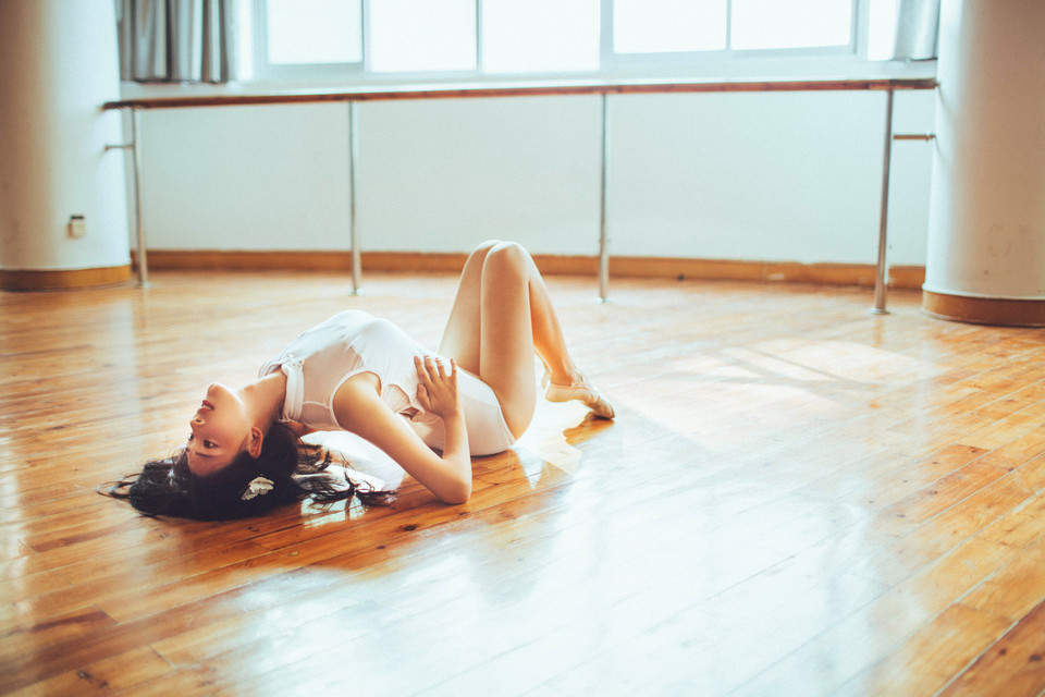 优美舞姿清纯少女  第4张