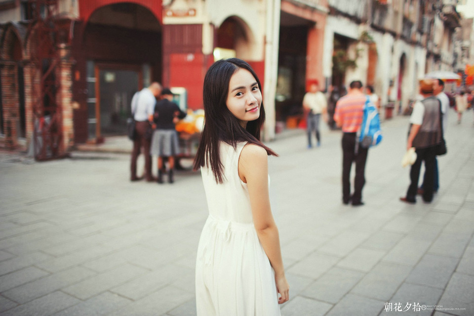 时光静默的清纯甜美女子  第11张