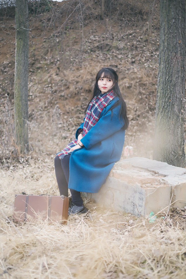 冬日暖阳下小清新美女  第6张