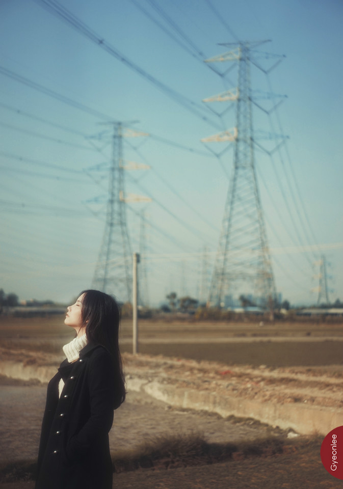 冬日暖人心窝的甜美女子  第11张