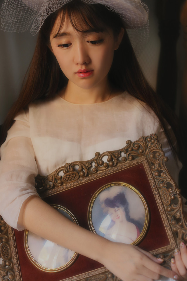 唯美女子私房迷人艺术照  第3张