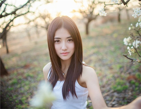 清纯校花的唯美生活照  第11张