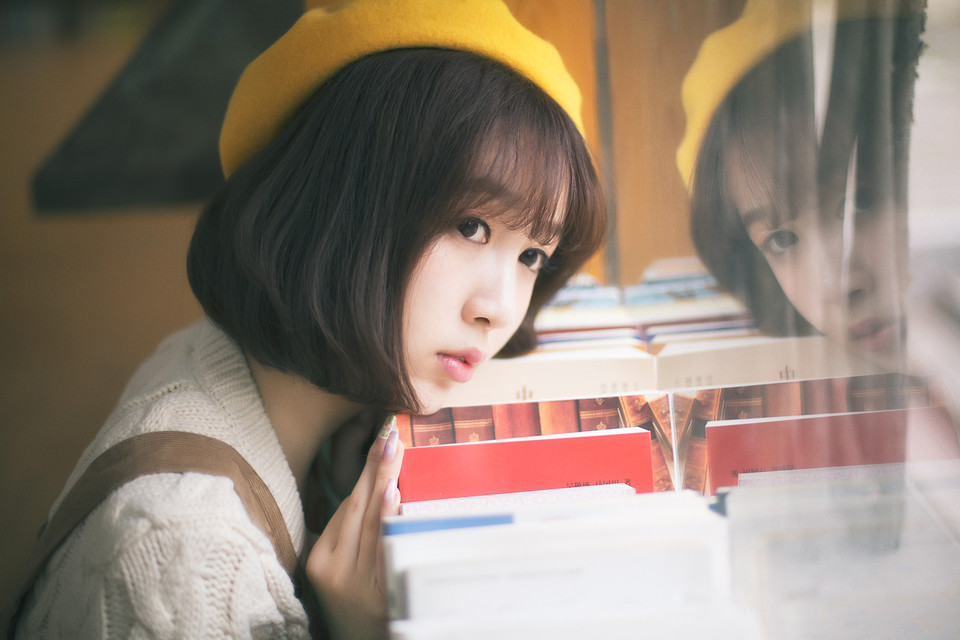 背带裤女子的书馆开学季的到来  第10张