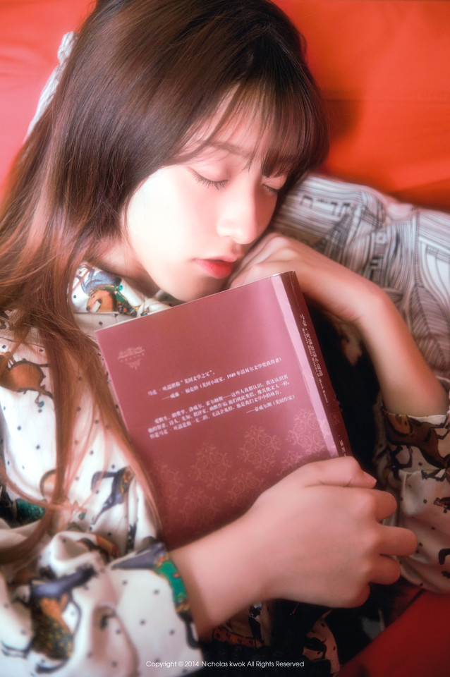 午后时光的清纯女子  第15张