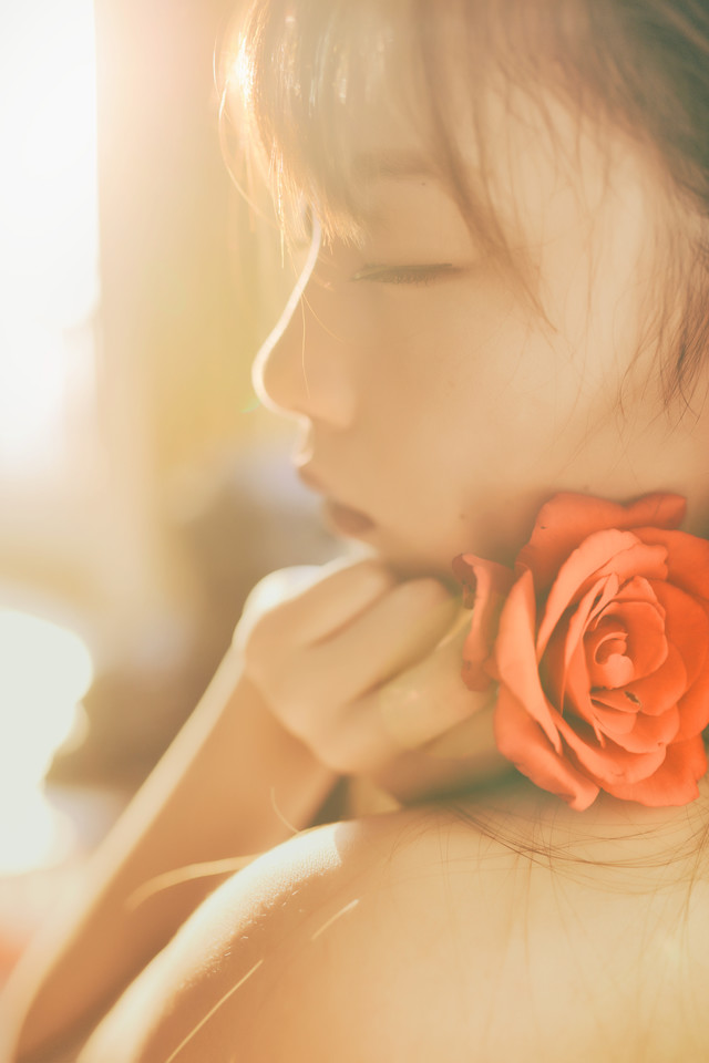 私房女子光影与身体的交融  第10张