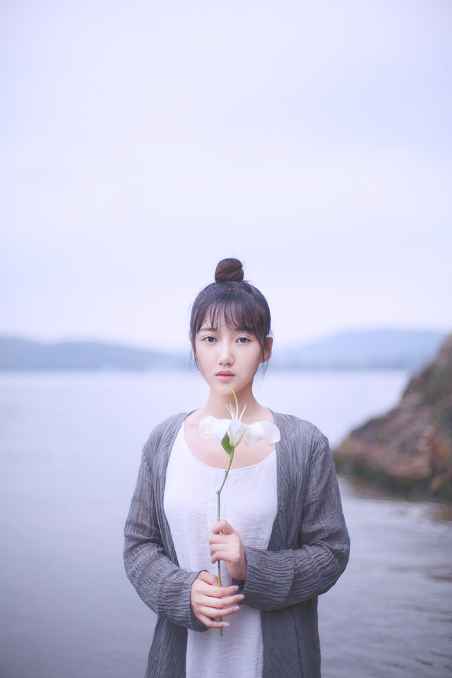 一花一世界的水上清纯妹子  第7张