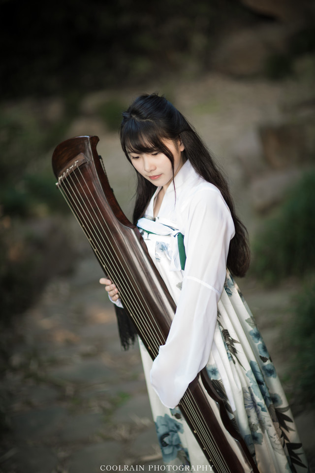 古筝女子户外清纯唯美图  第19张