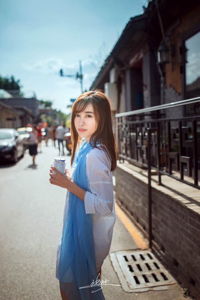 清纯美女户外小清晰写真  第10张