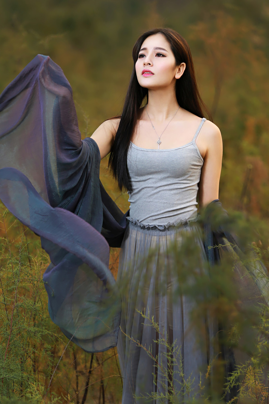 养眼美女户外夕阳落下  第6张