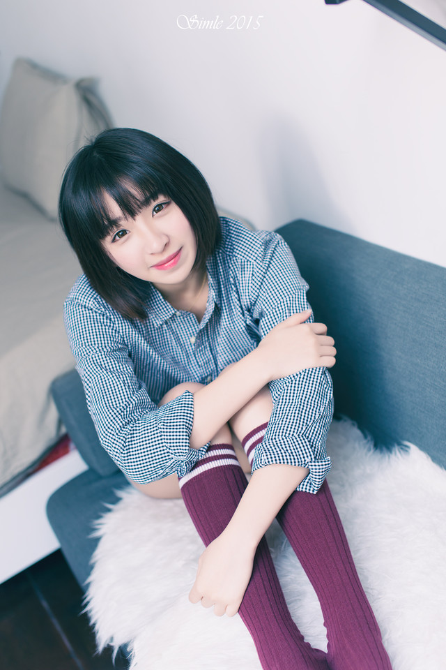 短发妹子清纯甜美图  第12张