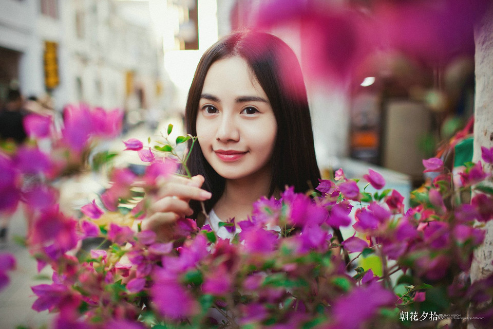 时光静默的清纯甜美女子  第9张