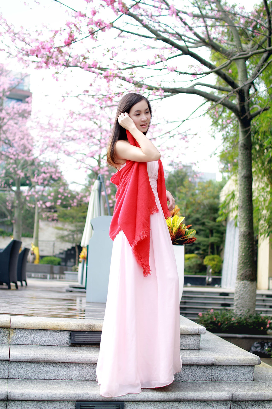 长裙美女甜美清纯照  第11张