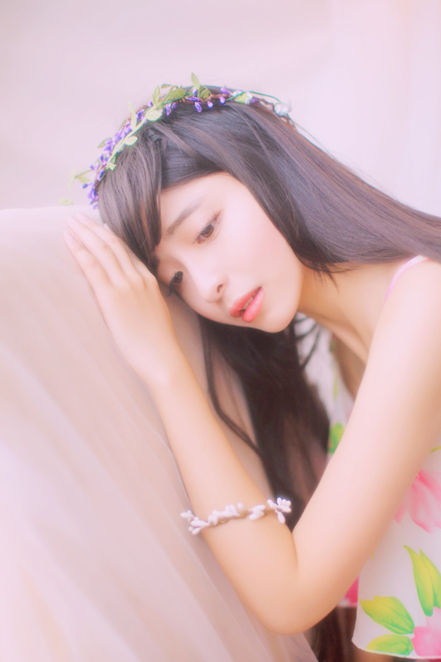 校花的唯美动人的小清新写真  第2张