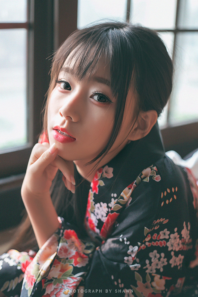 和服MM私房红唇诱惑  第4张